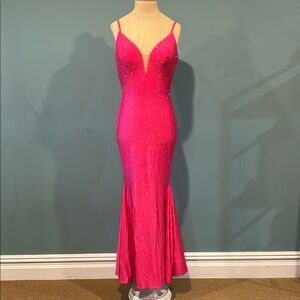 Ellie Wilde Mon Cheri Pink V-Neckline Cutout Back Rhinestone Prom Dress size 4